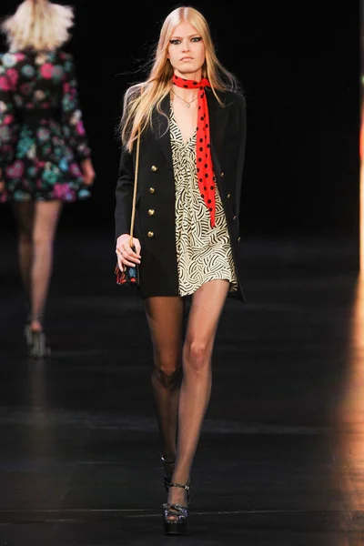 Look 33